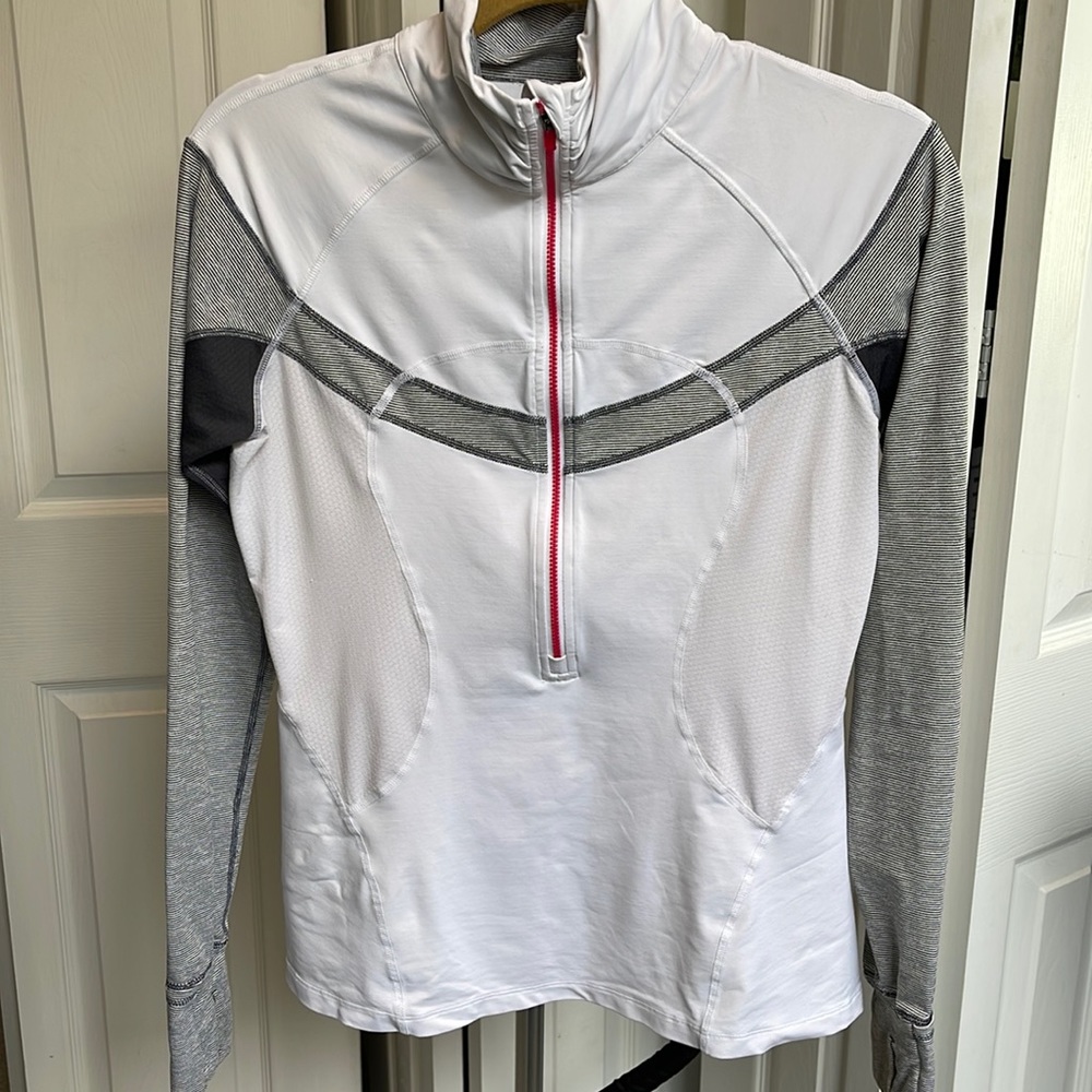 Lululemon half zip - size 8 - vguc